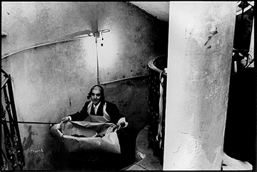 Baking Matzoth, Ohel Mosche, photograph © Harry Weber