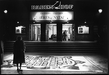Satires and Chansons from Theresienstadt, photograph © Harry Weber